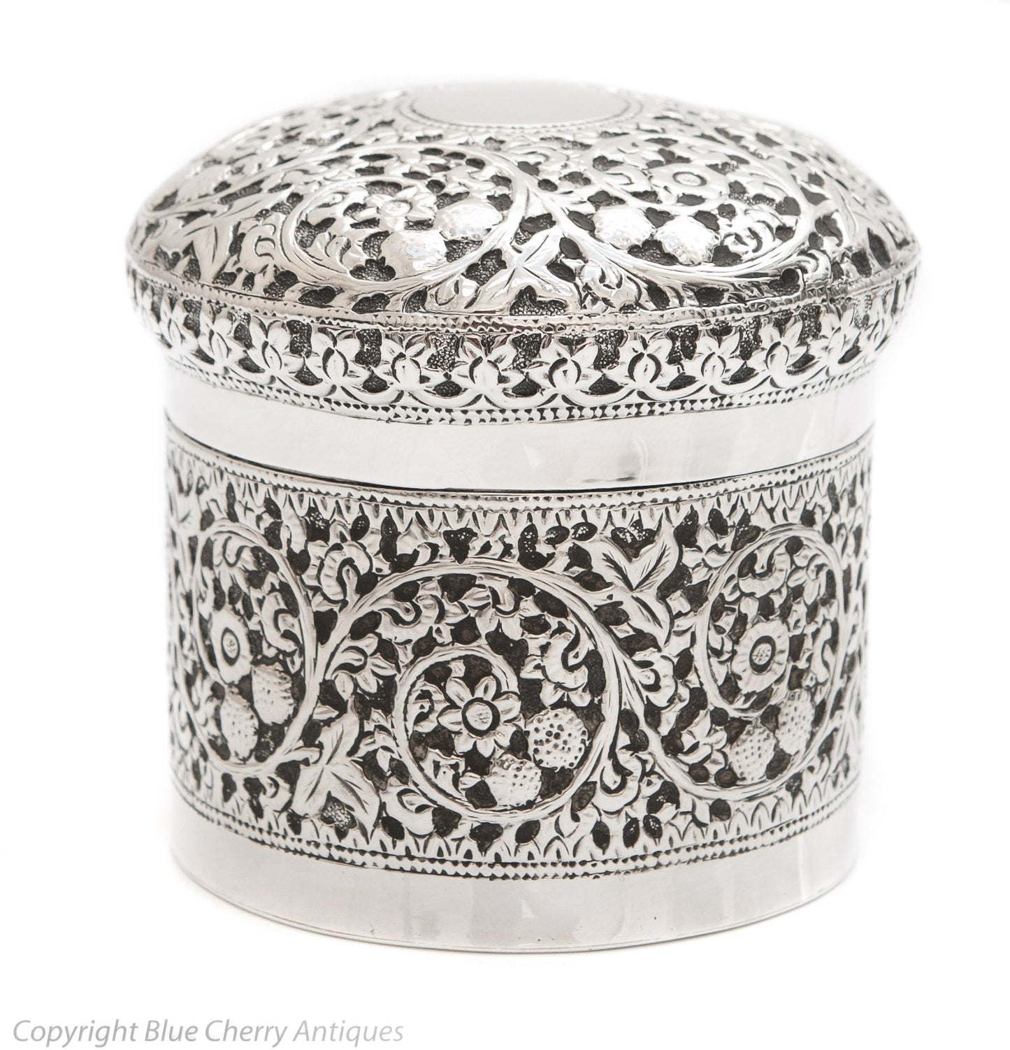 Antique Indian Kutch Silver Repousse Lidded Jar Floral & Foliate c1880 (Code 1691)