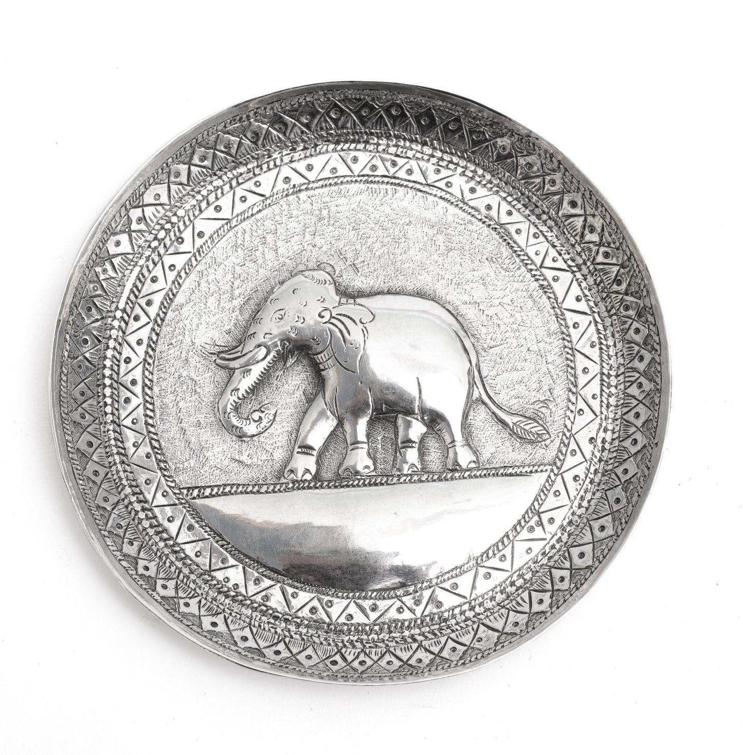 Antique Sri Lankan Hand Made Silver Dish with Repousse Elephant c1900 (Code 2251)