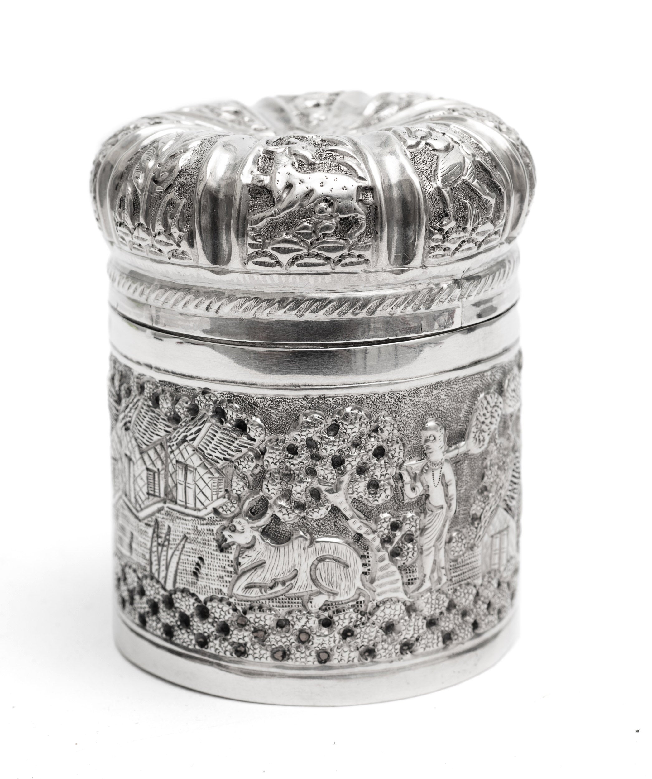 Antique Indian/Ceylonese Silver Repousse Lidded Box with Village Scene c1880 (Code 2258)