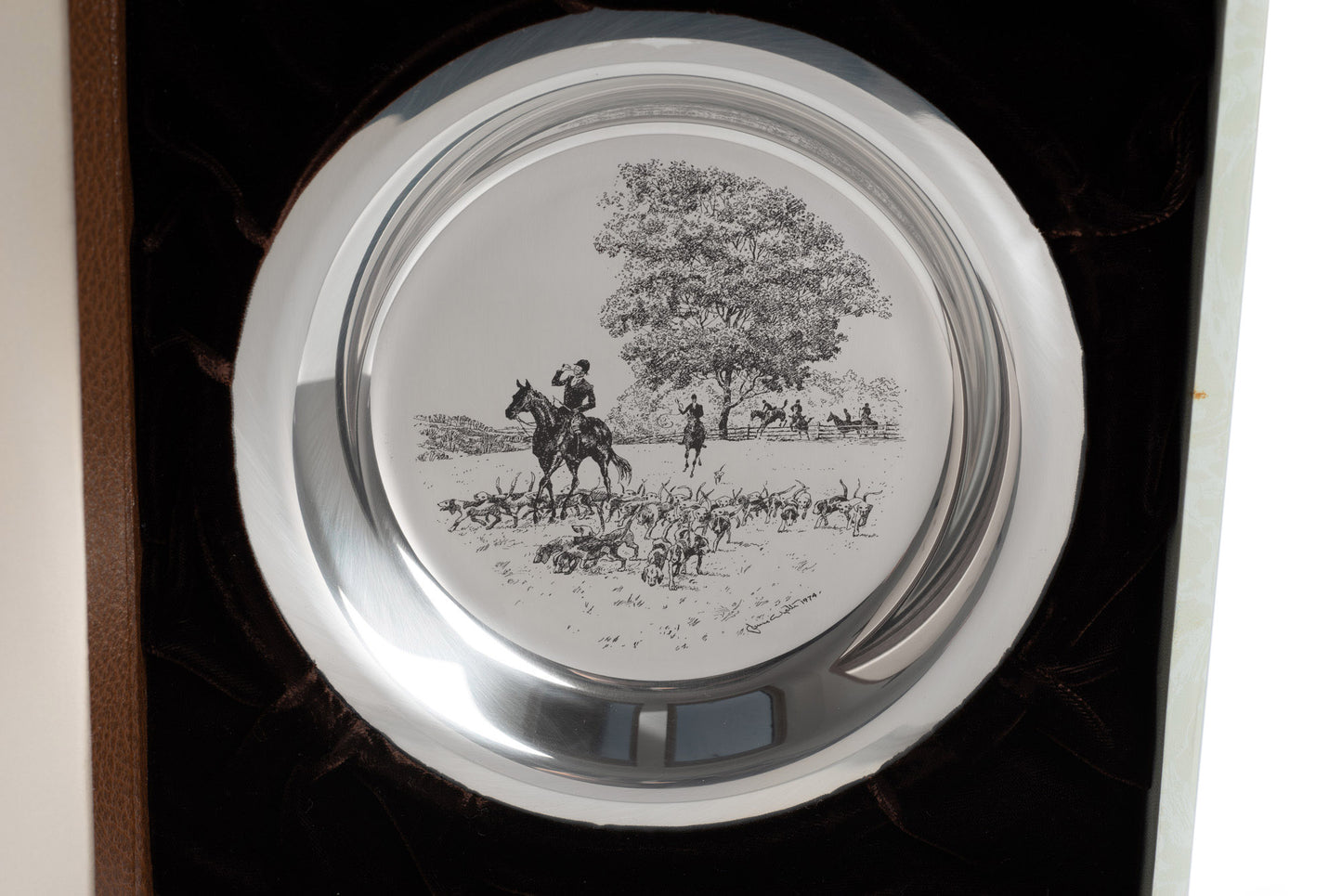 Vintage Sterling Silver Engraved Plate by James Wyeth - Riding the Hunt 1974 (2409)