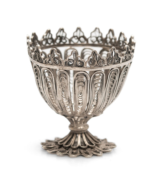 Antique Ottoman Islamic Silver Filigree Zarf With Coiled Forms & Castellated Rim (Code 2566)