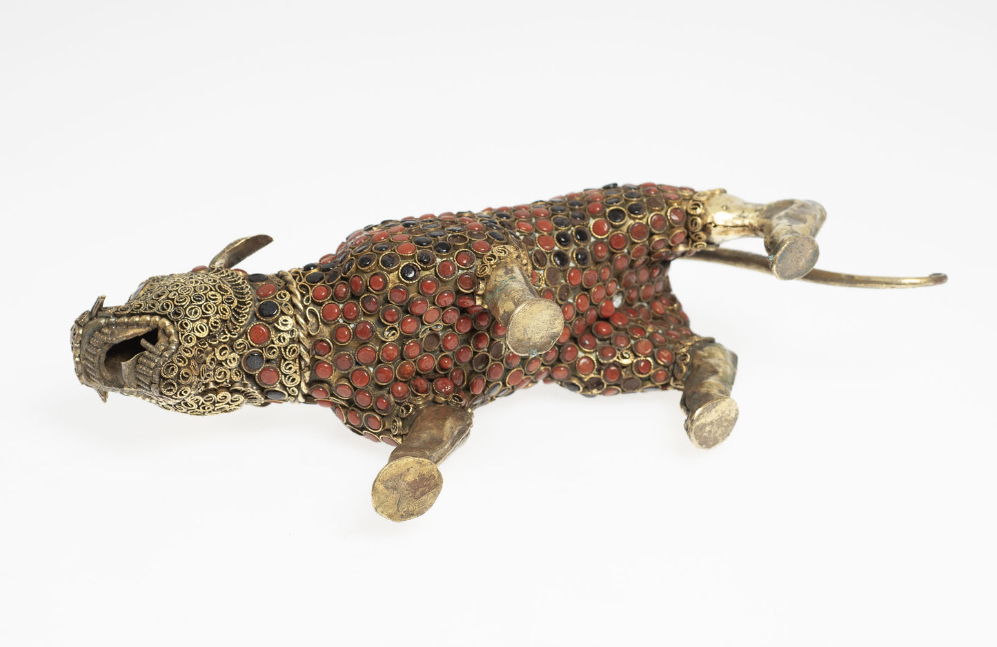 Vintage Hand Made Nepalese Metal Figure / Model of a Big Cat with Red & Black Cabochons (3023)