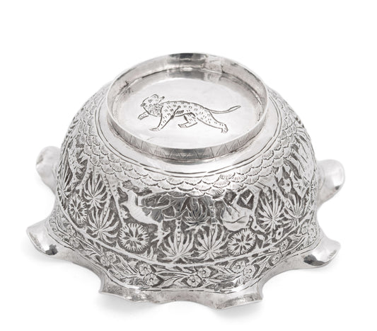 Antique Indian Sterling Silver Lucknow Repousse Bowl with Jungle Scenic c1890 (3093)