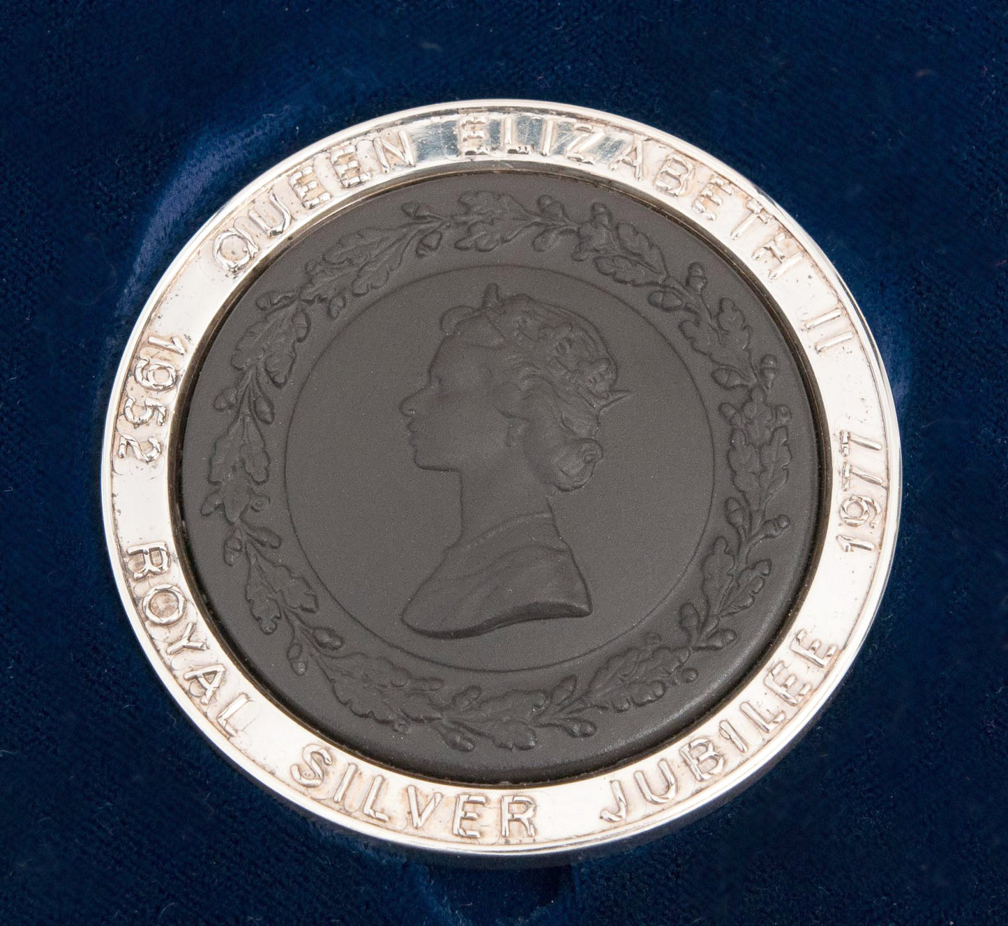 Wedgwood Black Basalt and Solid Silver Queen Elizabeth II Jubilee Medallion  (Code 8676)