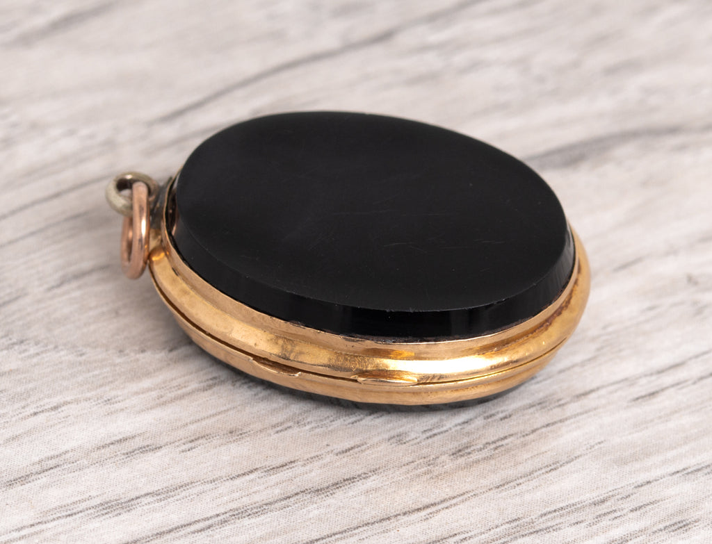 Victorian Antique 22ct Gold & Onyx Mourning Locket With Interior Glazed Panel (Code A1101)