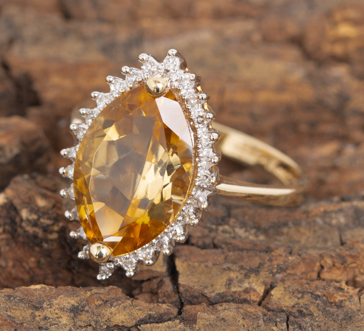 9ct Solid Gold & Large Marquise Citrine Ring With Diamond Halo UK Size P  (Code A1105)