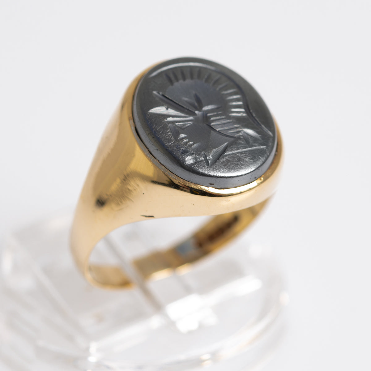 Vintage 9ct Gold Signet Ring With Intaglio Carved Centurion Head Hematite Stone  (A1260)