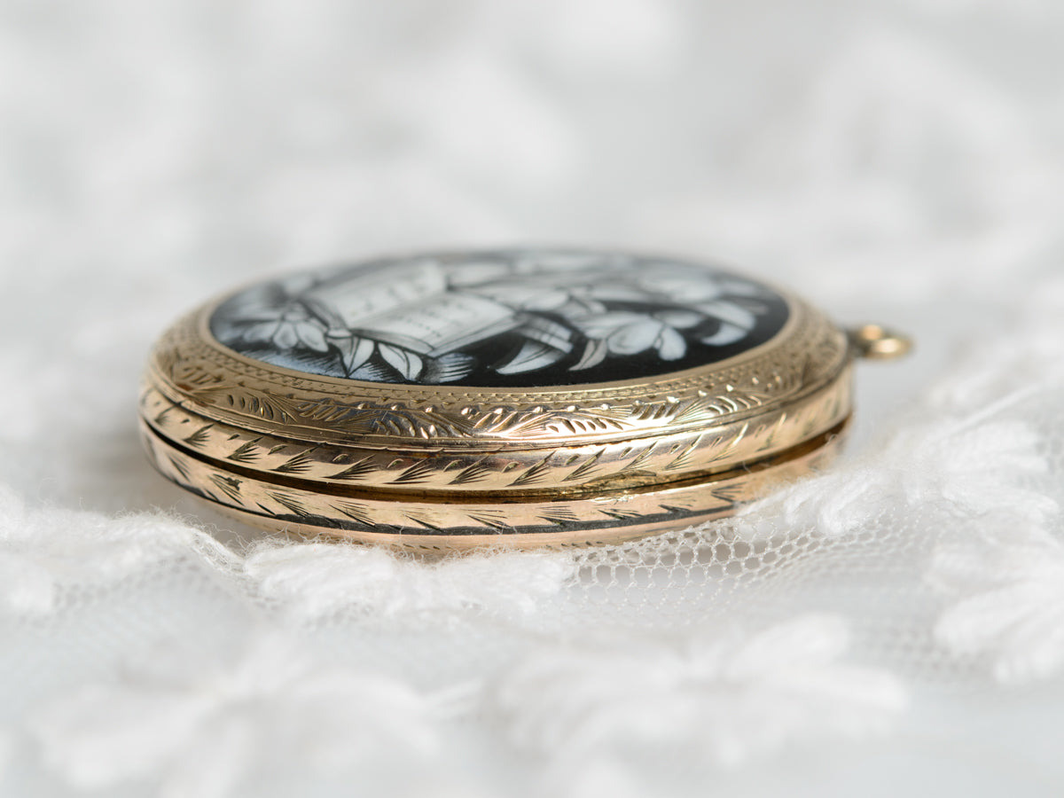 Antique Victorian 9ct Gold Back & Front & Enamel Snowdrop Photo Locket/Pendant (A1307)