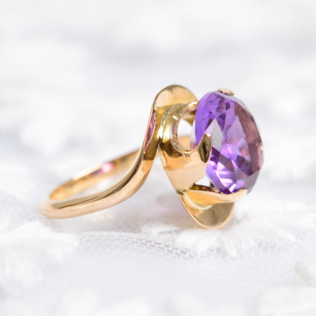 Vintage Colour Change Alexandrite Sapphire Ring 14K Gold Mount 1960's  (A1426)