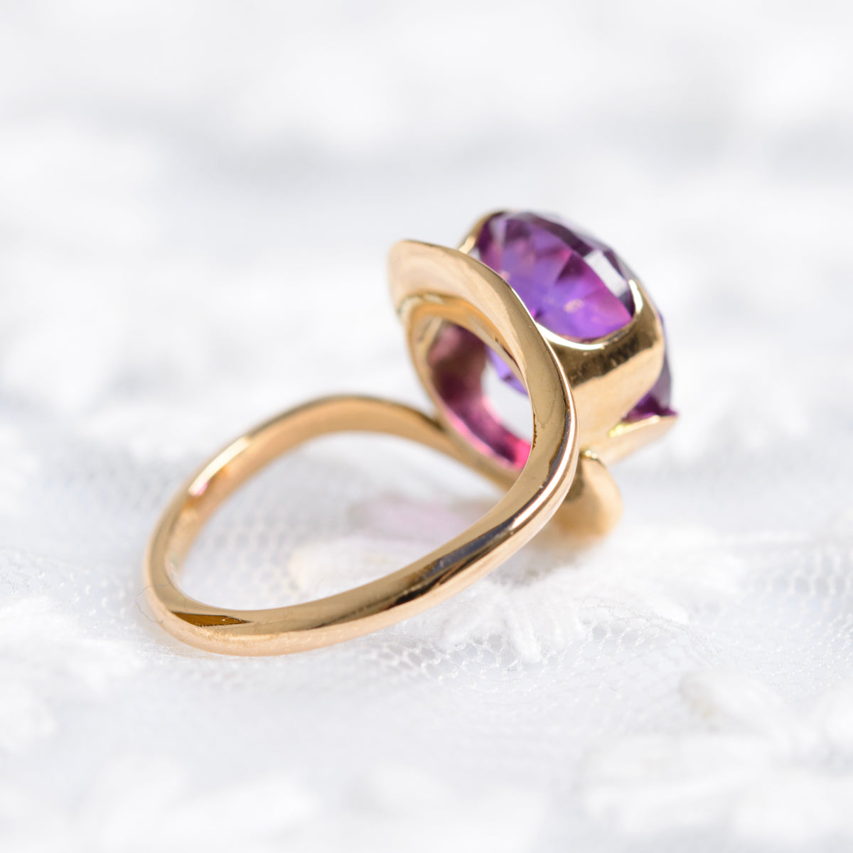 Vintage Colour Change Alexandrite Sapphire Ring 14K Gold Mount 1960's  (A1426)