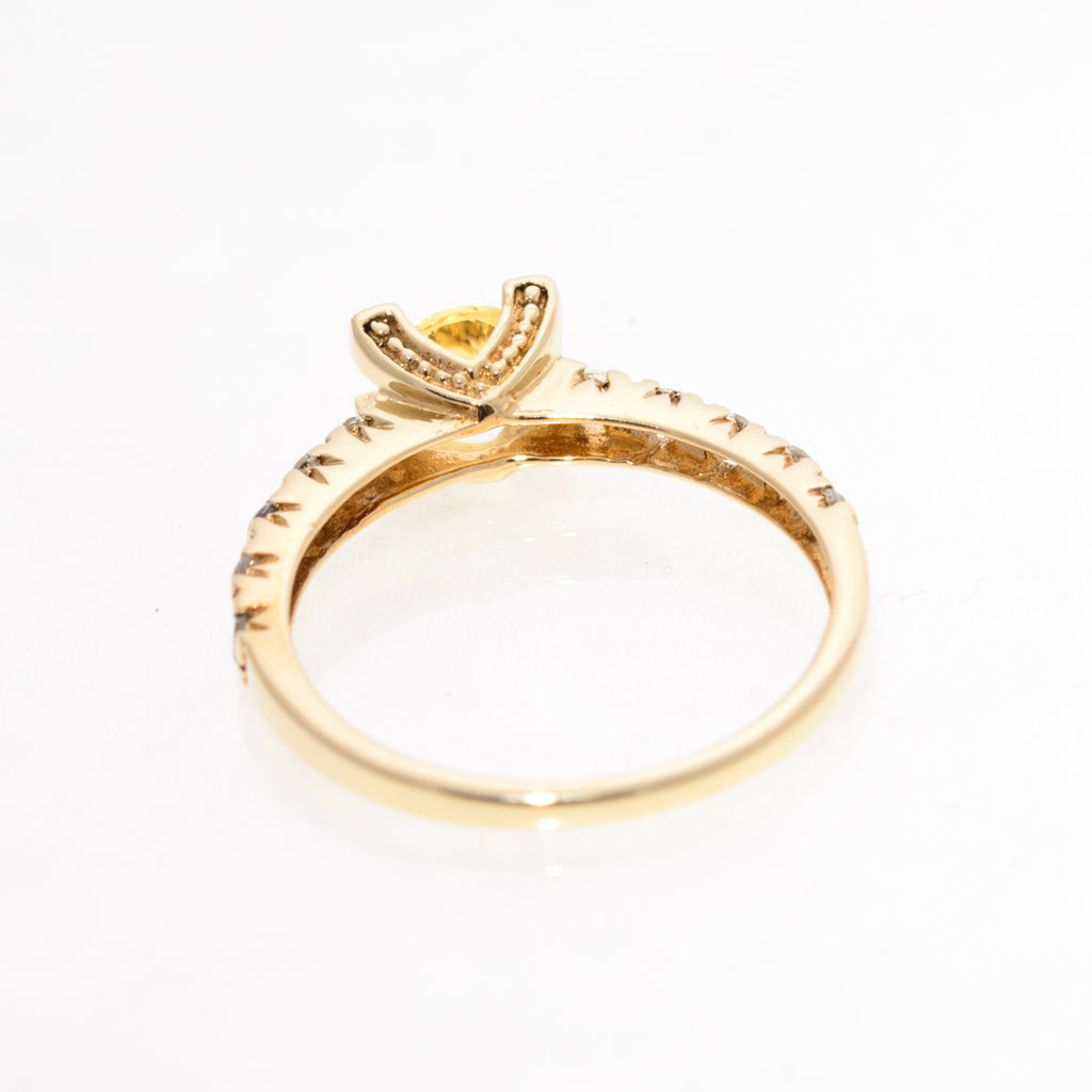 Golden Heliodor Gemstone Ring In 9ct Gold With White Topaz Shoulder Decoration (A1445)
