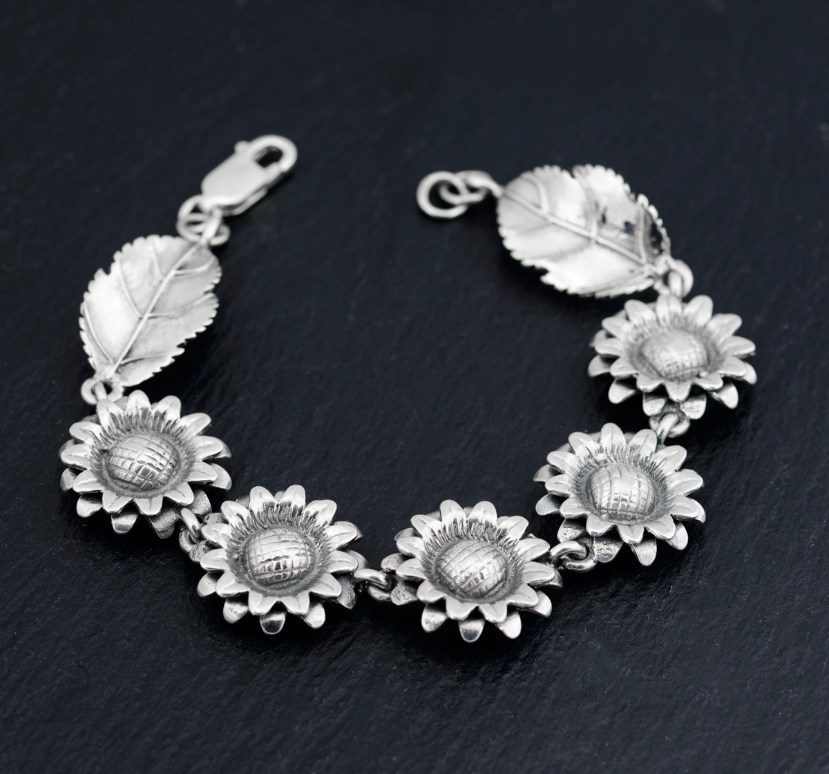 Vintage Sterling Silver Hand Made Daisy Flower Ladies Bracelet (A1458)