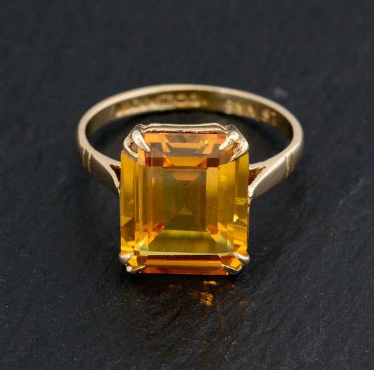 Vintage 1960's Gemstone Ring With 7.75ct Lab-Created Sapphire In 9ct Gold (A1464)
