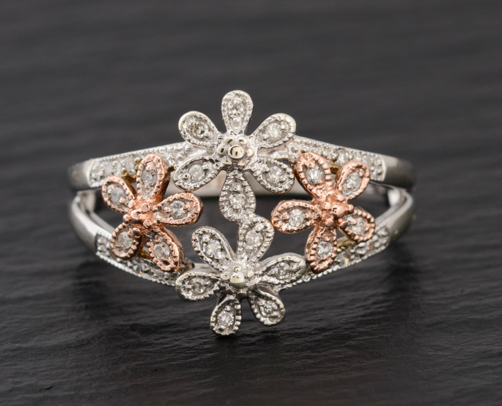 Feminine 9ct White & Rose Gold Flower Head Ring With Diamonds UK Size S (A1469)