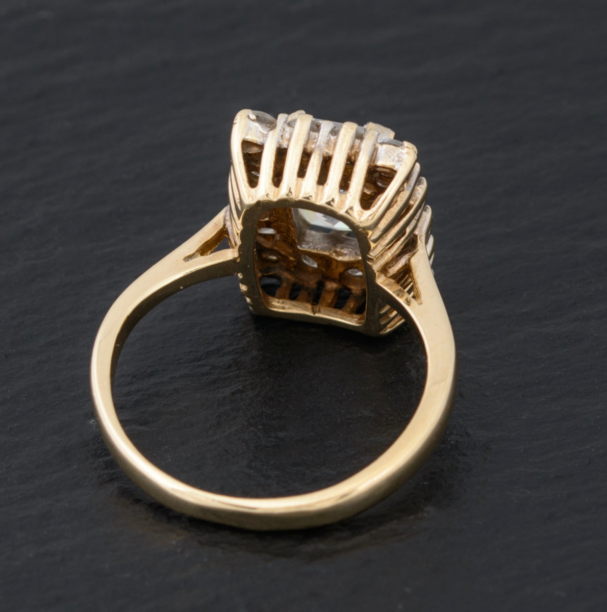Vintage 9ct Gold & 2ct CZ Gemstone Ring With Halo Stones UK Size K1/2 (A1471)
