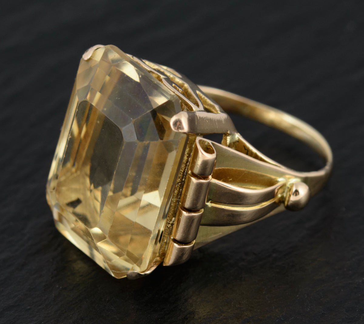 Vintage 18ct Gold Ring With Huge 17 Carat Emerald Cut Citrine Statement Jewelry  (A1506)