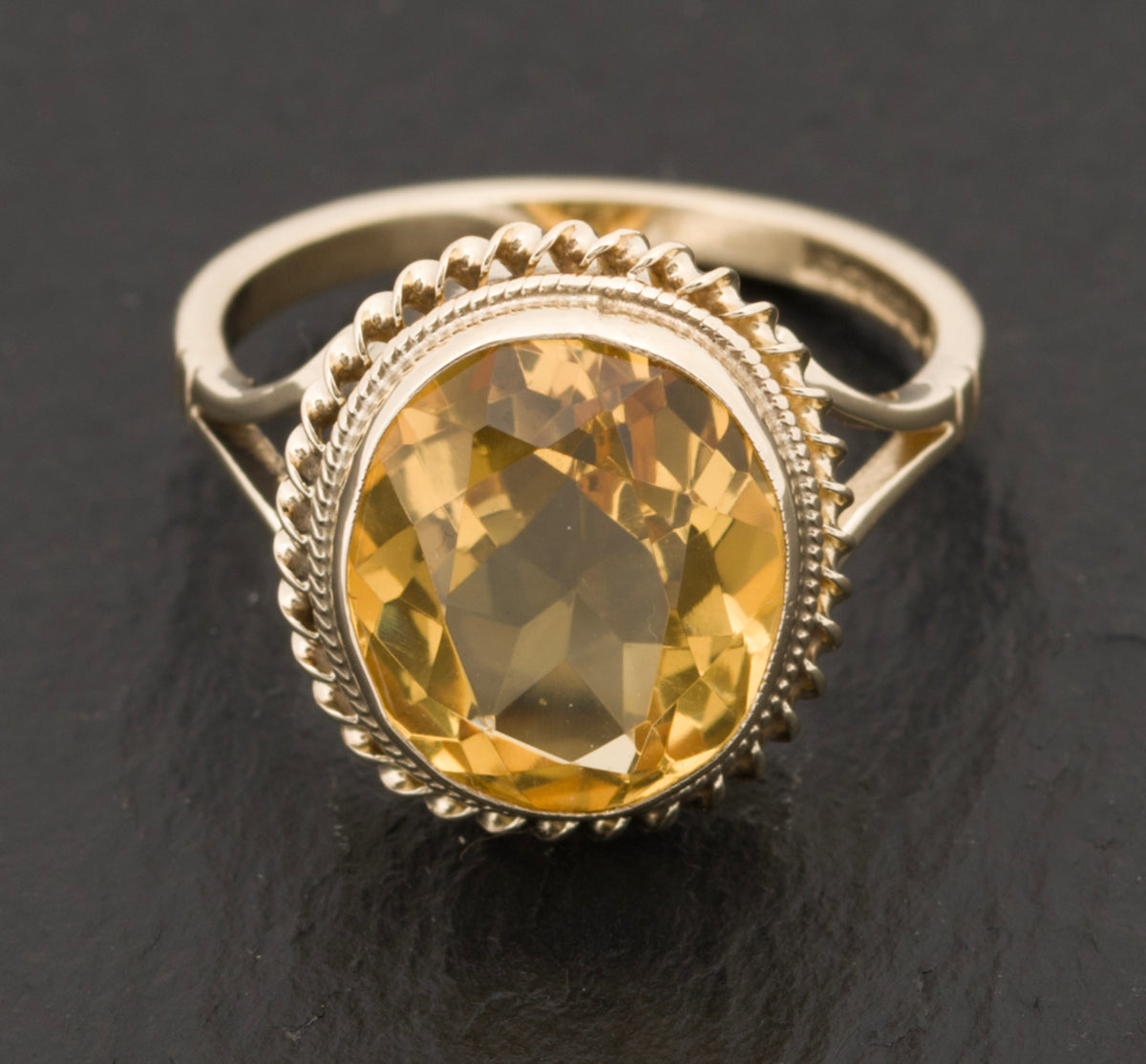 Vintage 9ct Gold Natural Citrine Gemstone Ring 4 Carat Gem 1978 Hallmark (A1525)