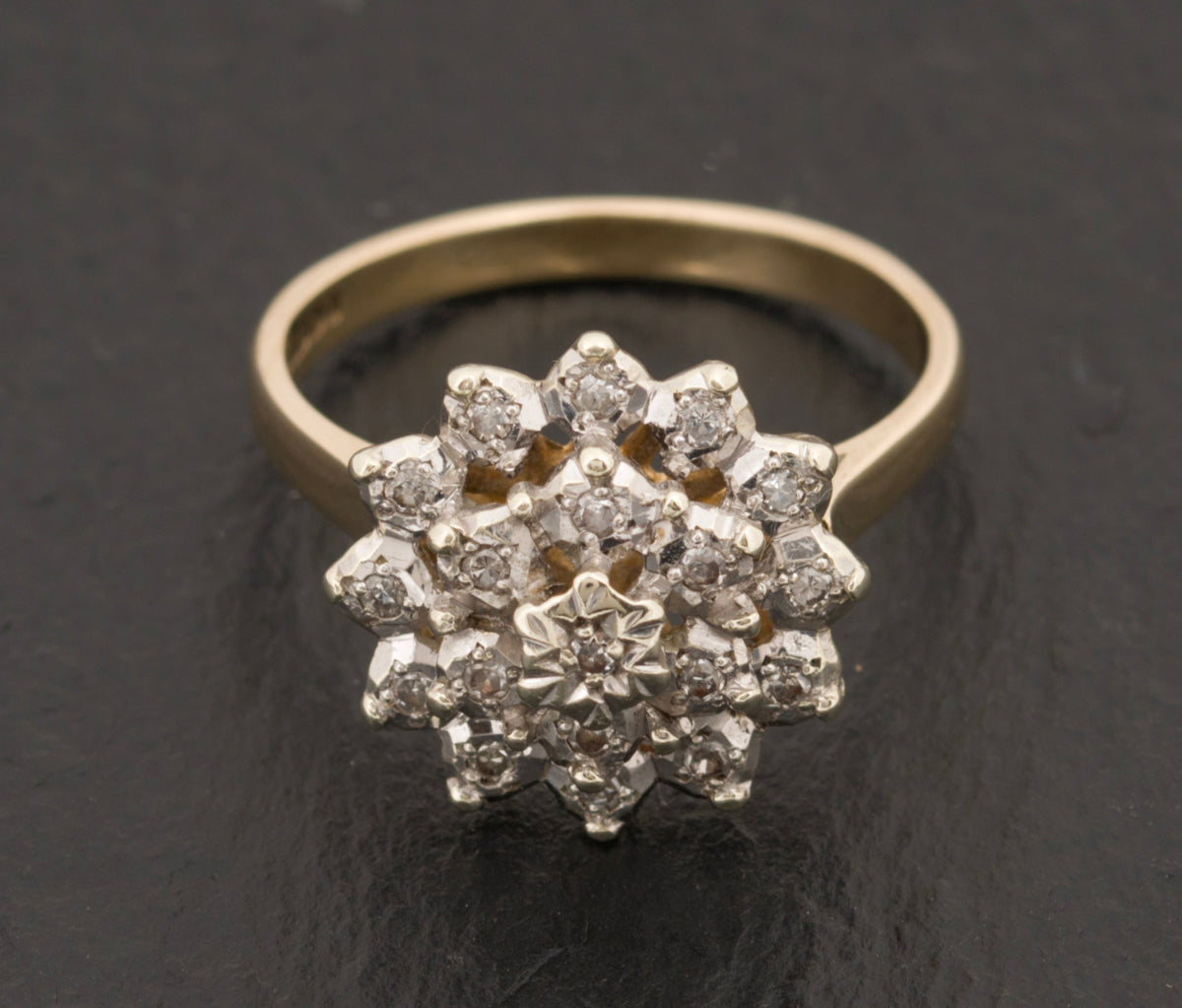 Vintage 9ct Gold & 3 Tiered Diamond Cluster Ring Hallmarked 1983 (A1528)