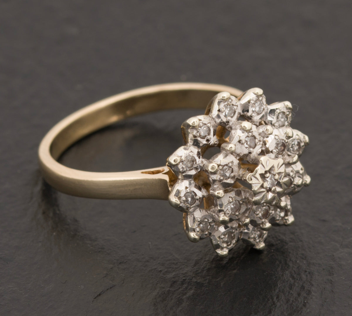 Vintage 9ct Gold & 3 Tiered Diamond Cluster Ring Hallmarked 1983 (A1528)