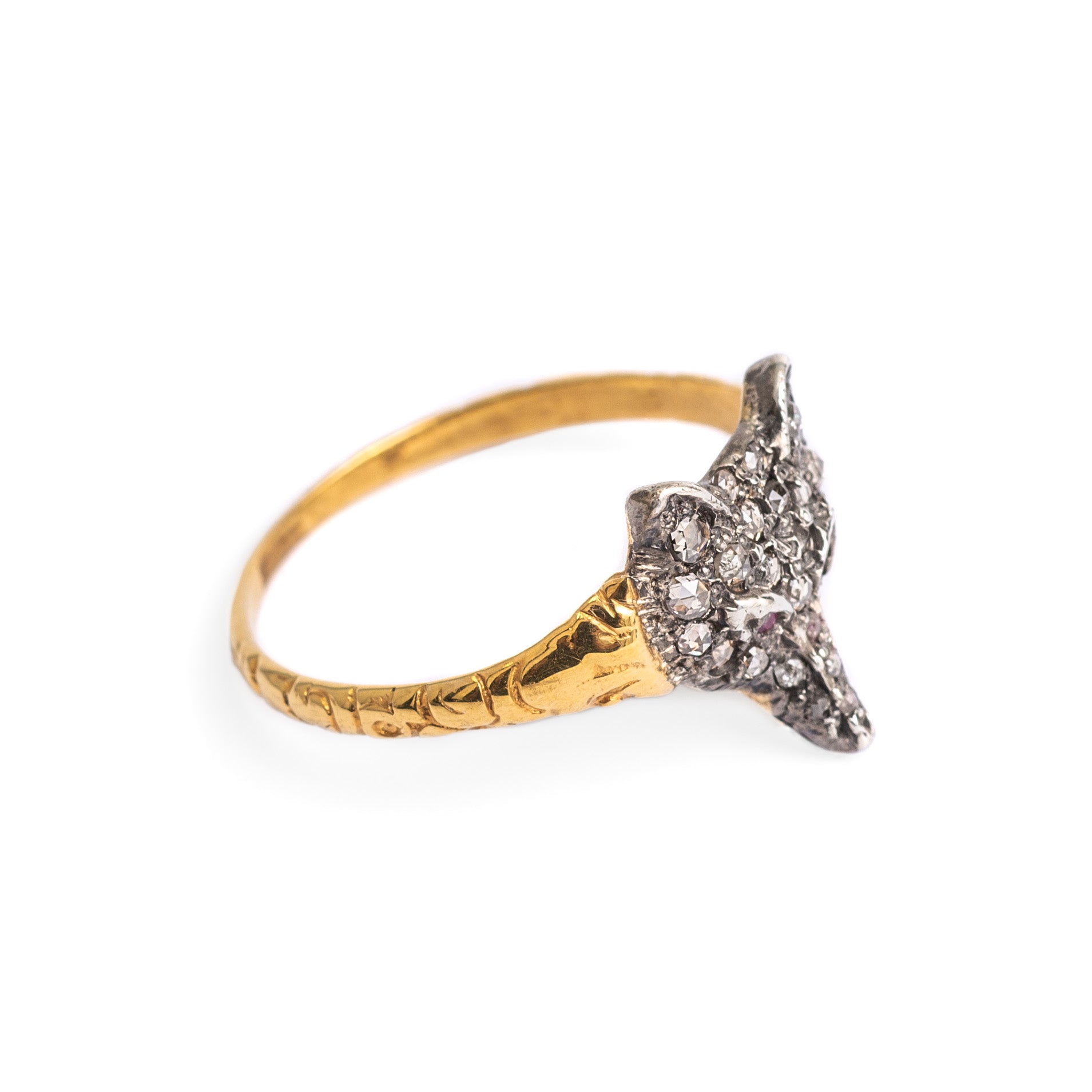 Lot - 18K YELLOW GOLD FOX RING WITH RUBY EYES