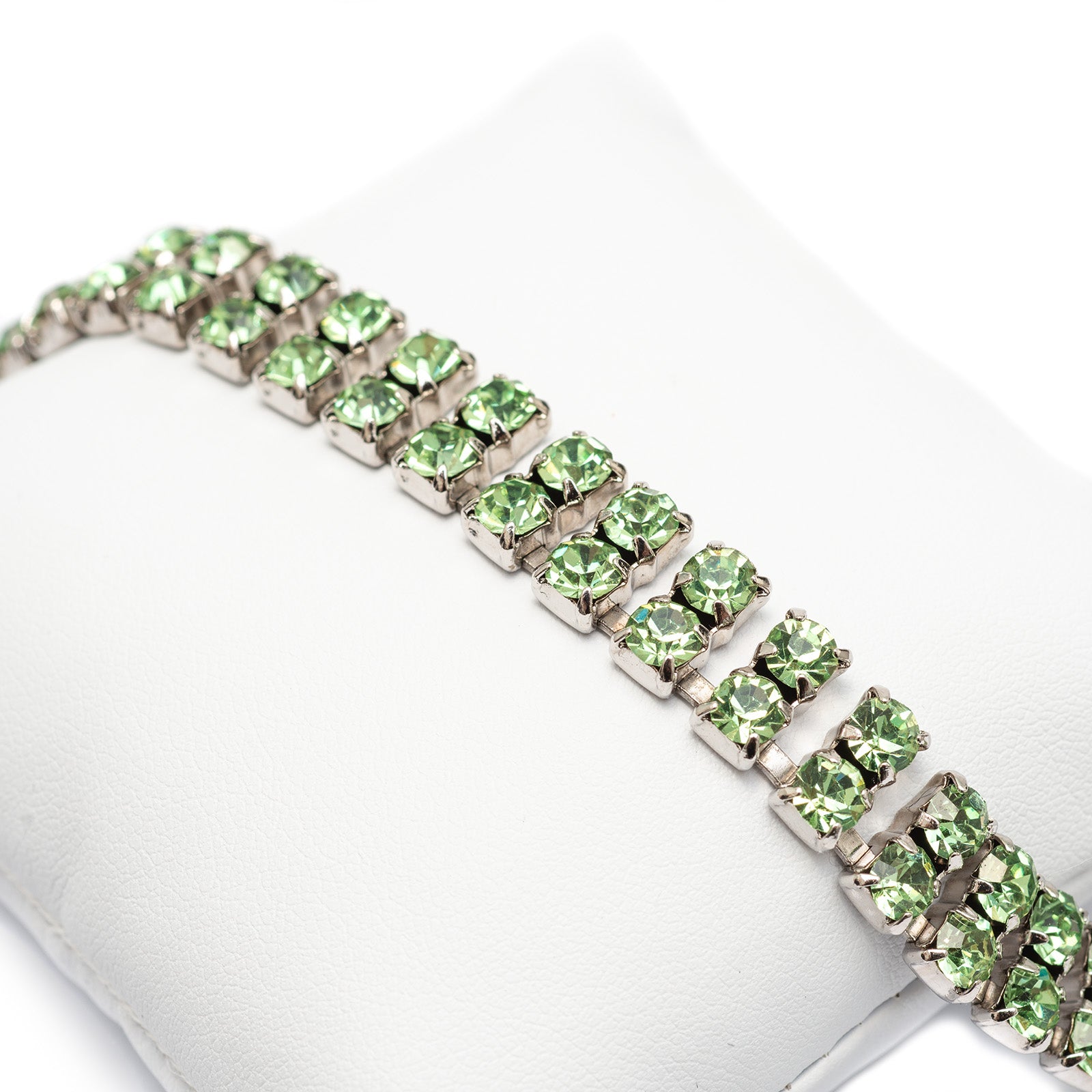 Vintage Art Deco Design Pretty Double Row Green Paste Stones Riviere Necklace (Code A276)