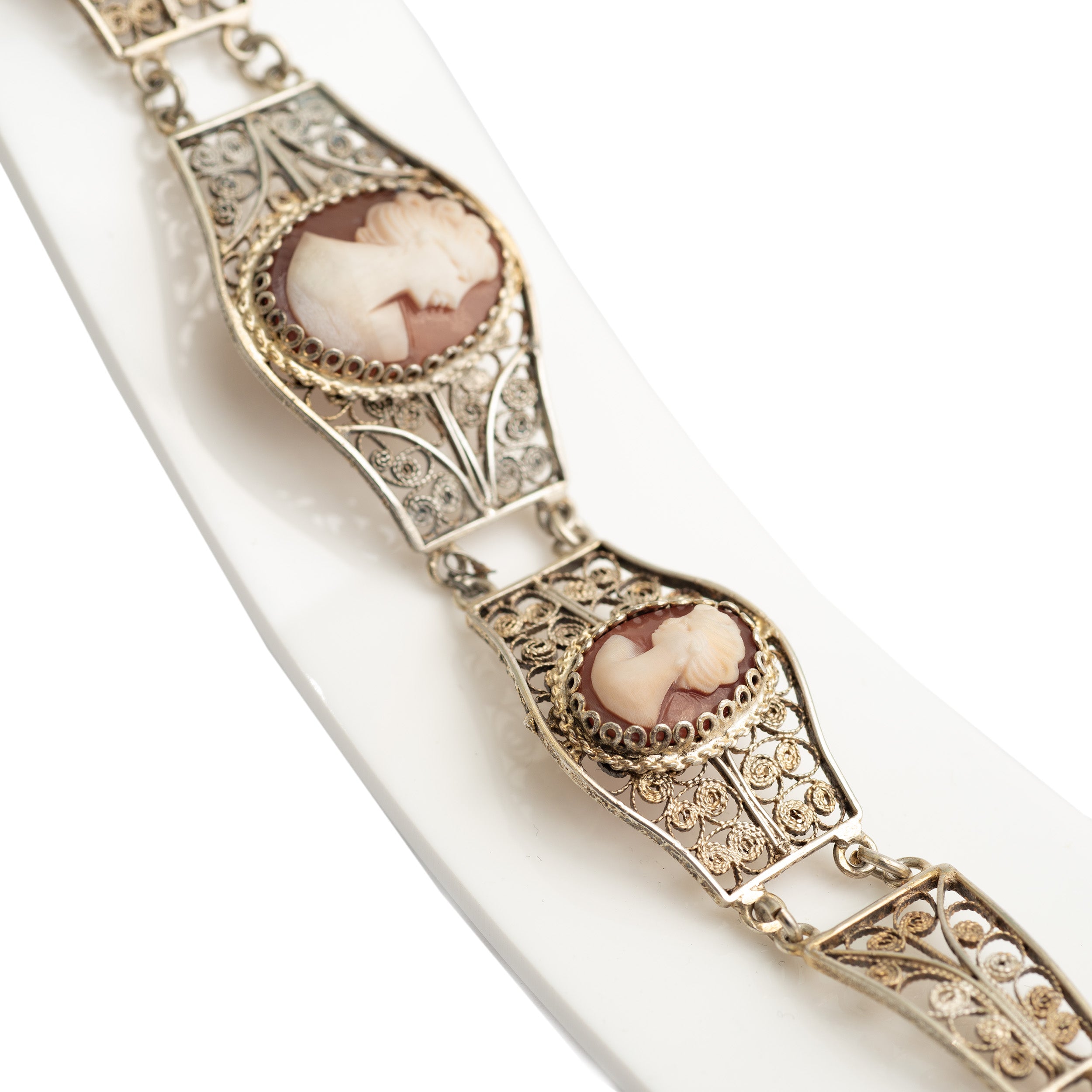 Vintage Italian Silver Filigree Bracelet Set With 3 Portrait Shell Cameos (Code A384)