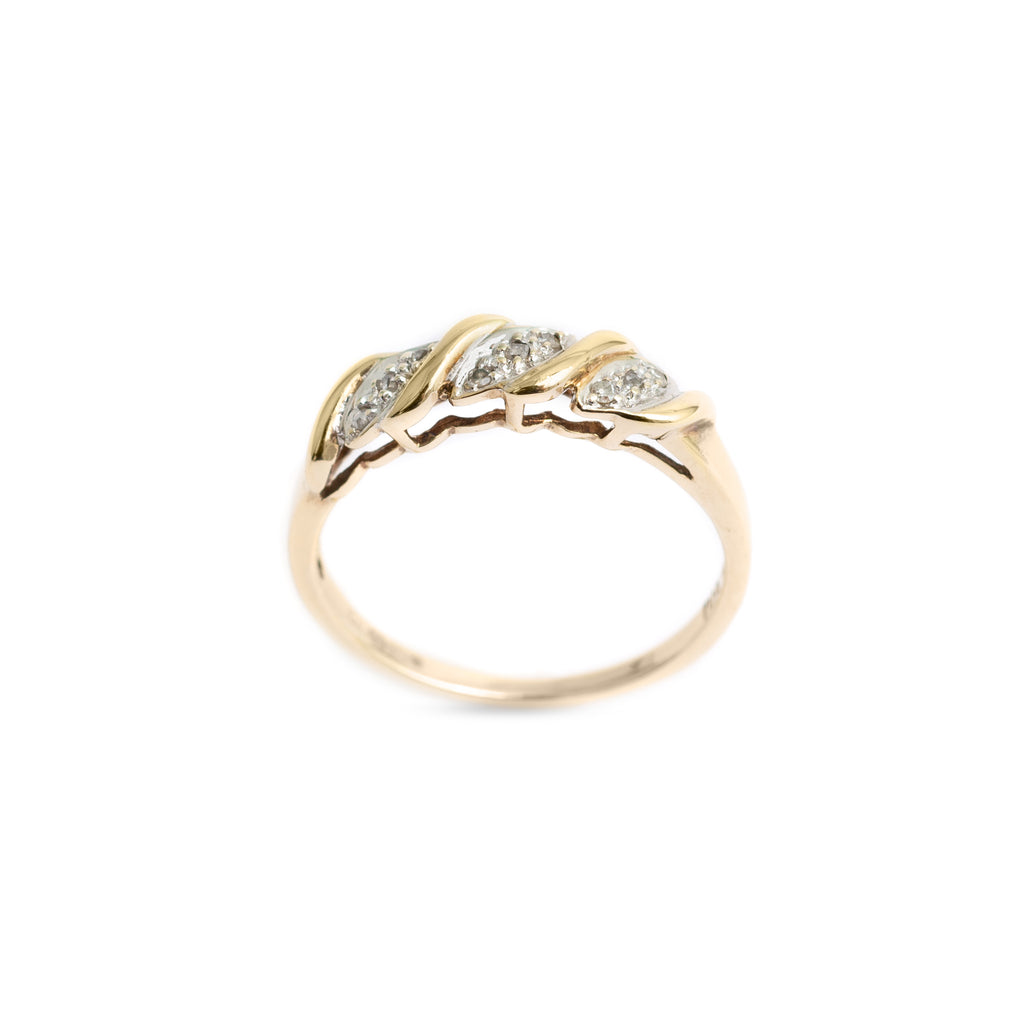 Ladies 9ct Gold Diamond Ring Twist Set With 9 Diamonds Size O  (Code A394)