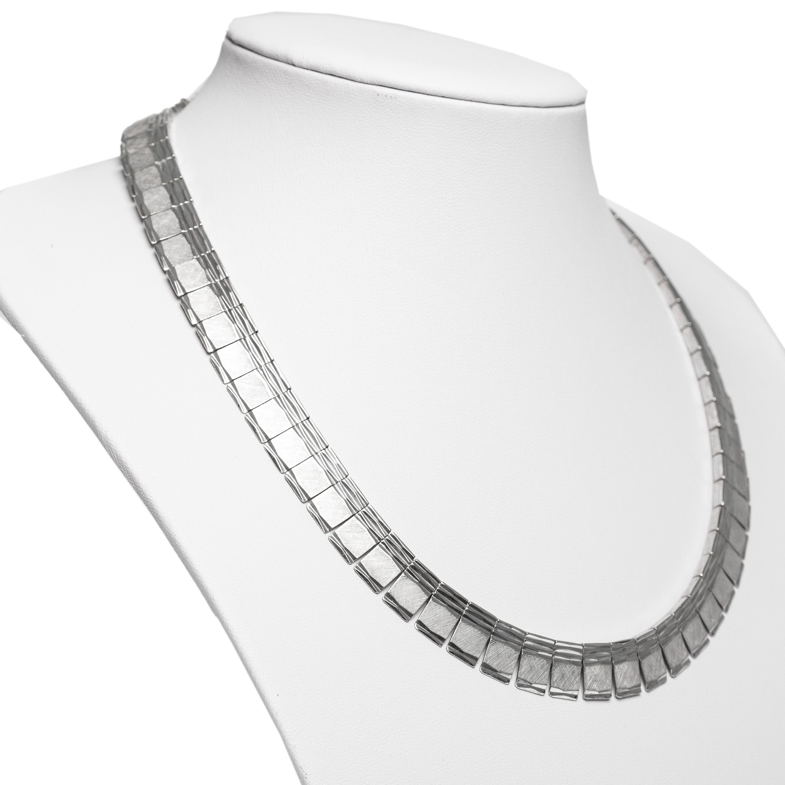 Vintage 1960's High Quality Textured Silver Panel Necklace Hallmarked  (Code A424)