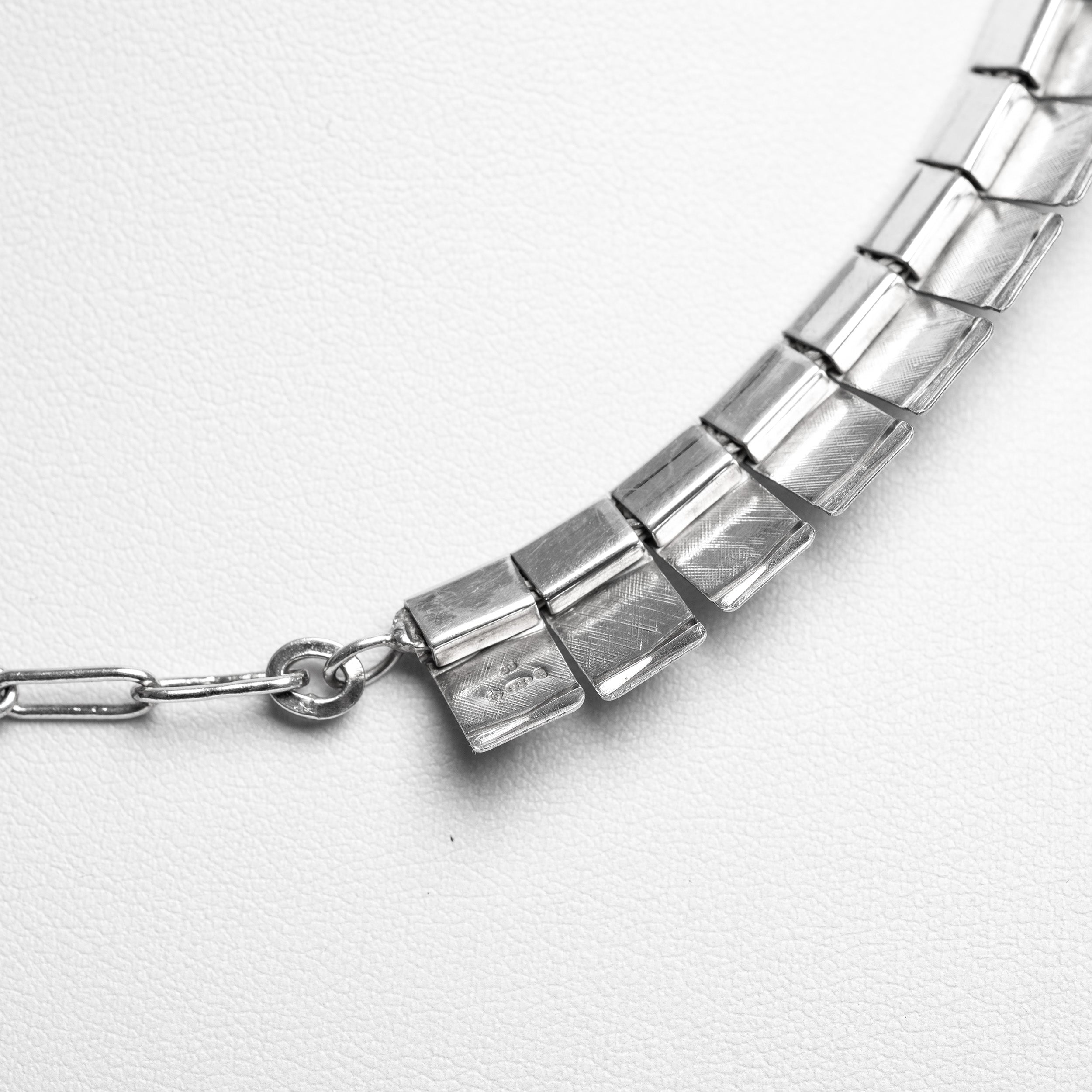 Vintage 1960's High Quality Textured Silver Panel Necklace Hallmarked  (Code A424)
