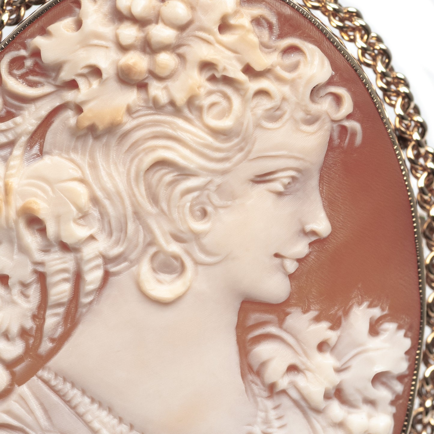 9ct Gold Mount Cameo Brooch Vintage Fine Quality Large Carved Shell Portrait  (Code A445)