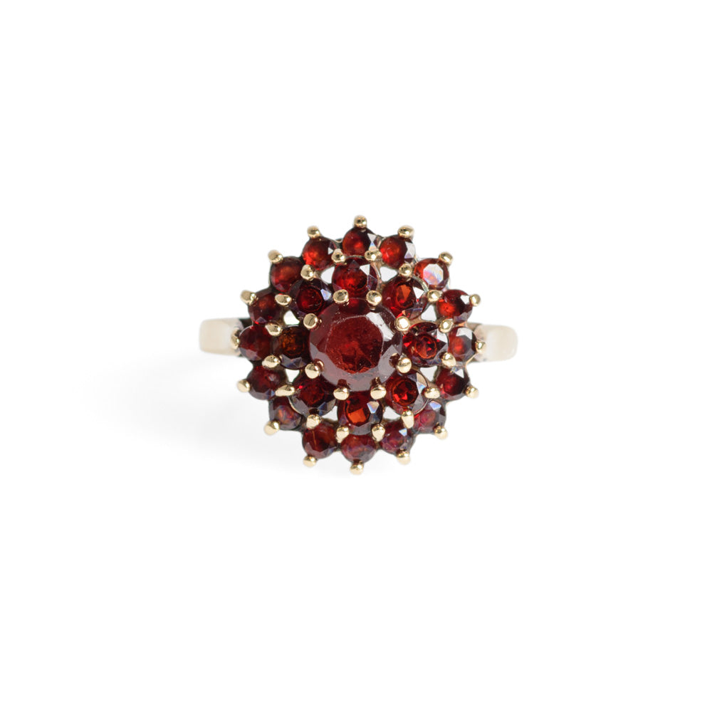 9ct Gold Cluster Statement Ring Set With Garnets Birmingham Hallmark 1970 Size N  (Code A533)