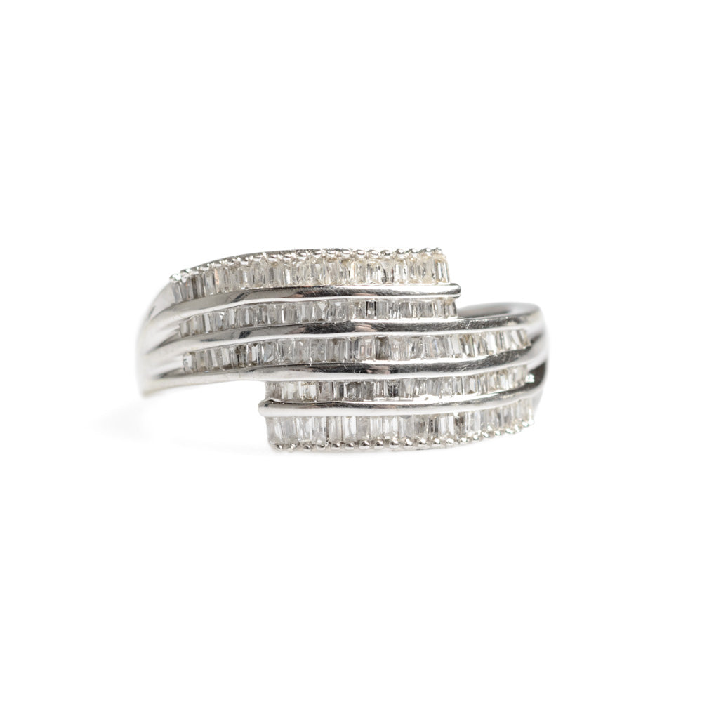 9ct White Gold & Diamond Channel Set Crossover Ladies Ring Size O  (Code A585)