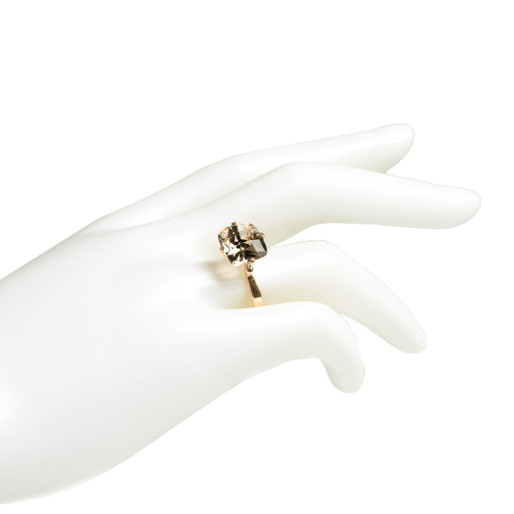 Vintage 9ct Gold Solitaire Statement Ring With Light Smoky Quartz Rectangular Cushion Cut Gemstone Size P US Size 7.5 (Code A586)