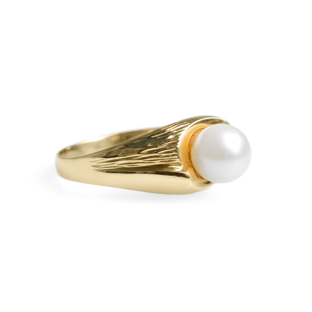 Vintage 9ct Yellow Gold & Cultured Pearl Ring Textured Band Ladies Size O  (Code A613)