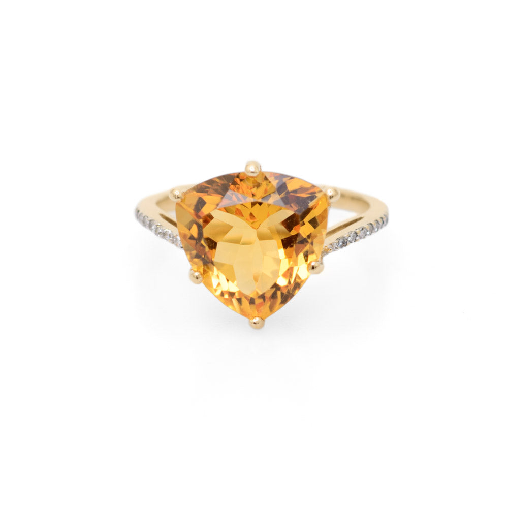9ct Gold Trilliant Citrine & Diamond Shoulder Set Ring Hallmarked B'ham 2008 (Code A696)