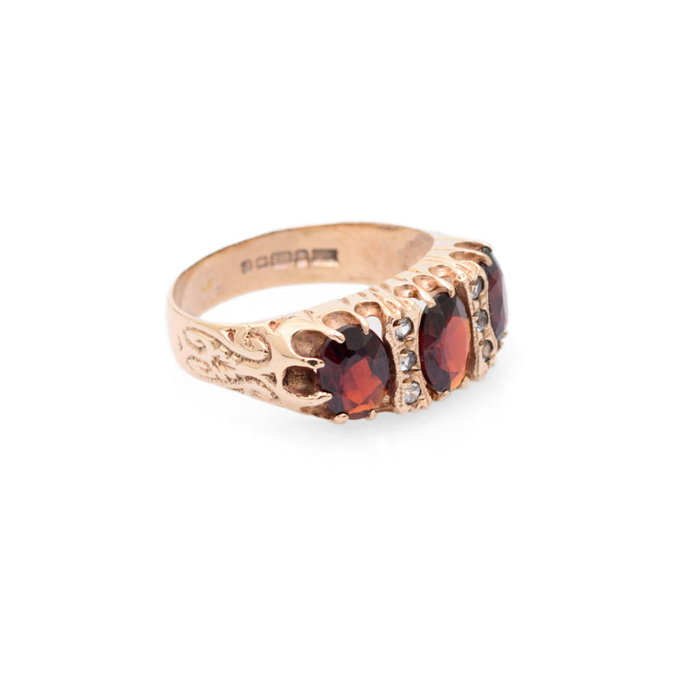 Vintage 9ct Gold Ring Victorian Design With Large Garnets & White Topaz Accents (Code A699)