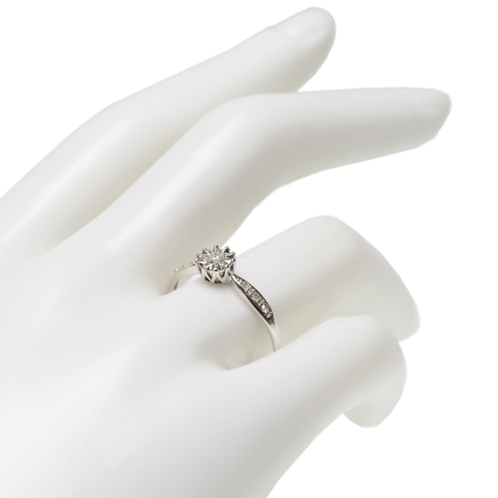 9ct White Gold & Diamond Ring Solitaire With Diamond Accents Sheffield Assay (Code A735)