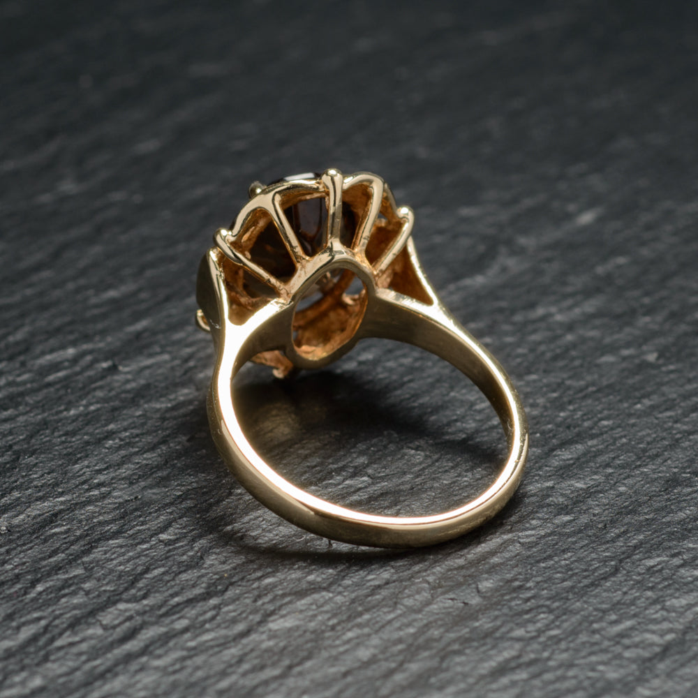 England Vintage 9ct Gold Ring