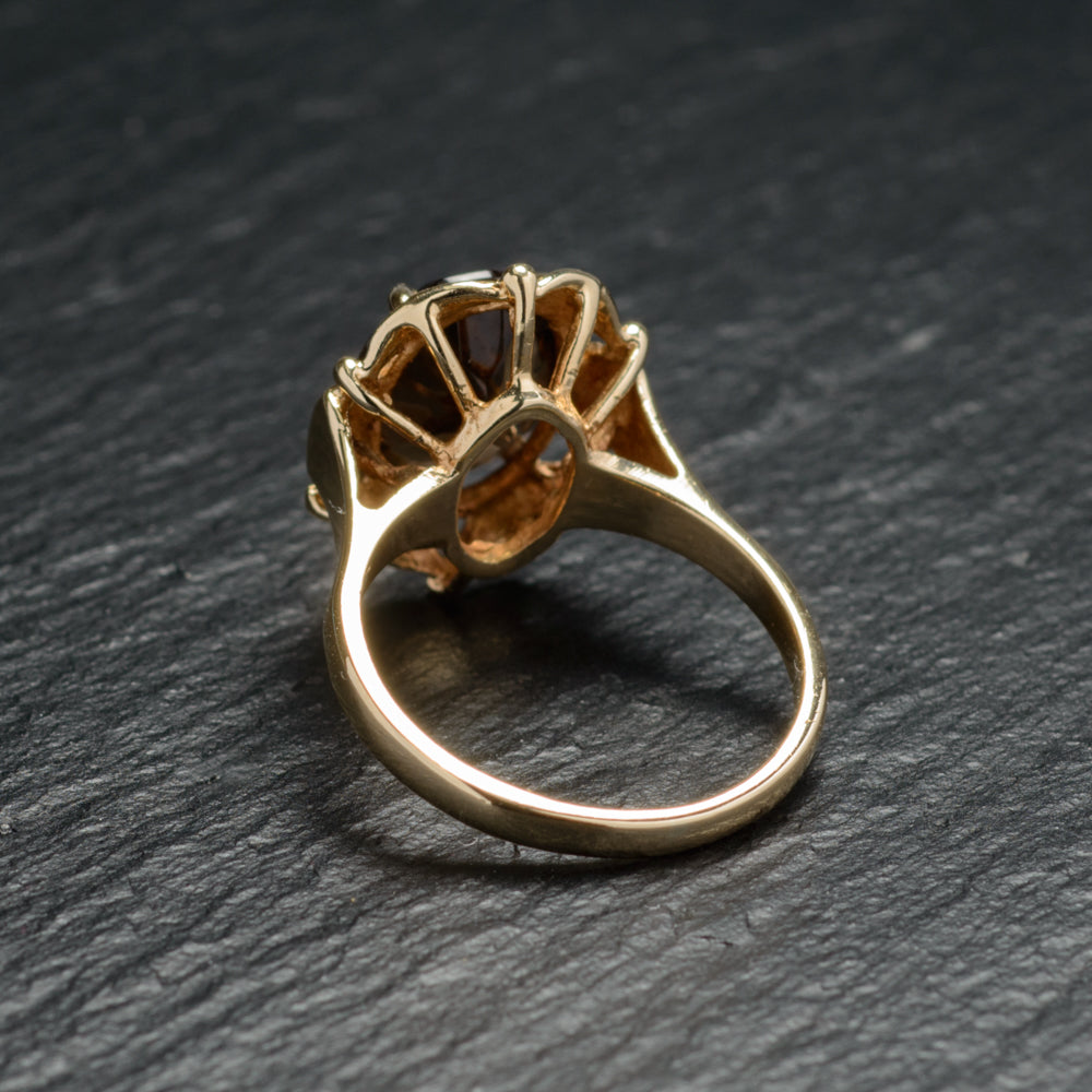 Vintage 9ct Gold & Smoky Quartz Ring With Decorative Mount Birmingham Hallmark 1979 Size O1/2 (Code A745)