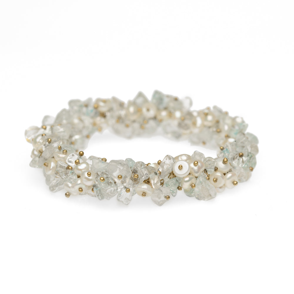 Vintage Elasticated Bracelet With Cultured Pearls, Topaz, And Quartz Tumbled Polished Chips (Code A748)