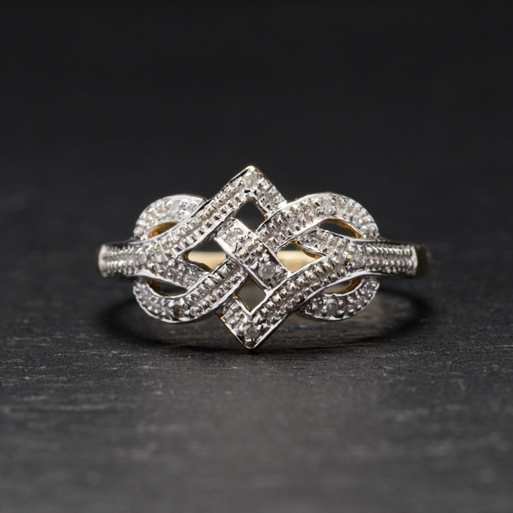 9ct Gold & Diamond Endless Knot Design Love/Promise Ring Sheffield Assay Size P (Code A757)