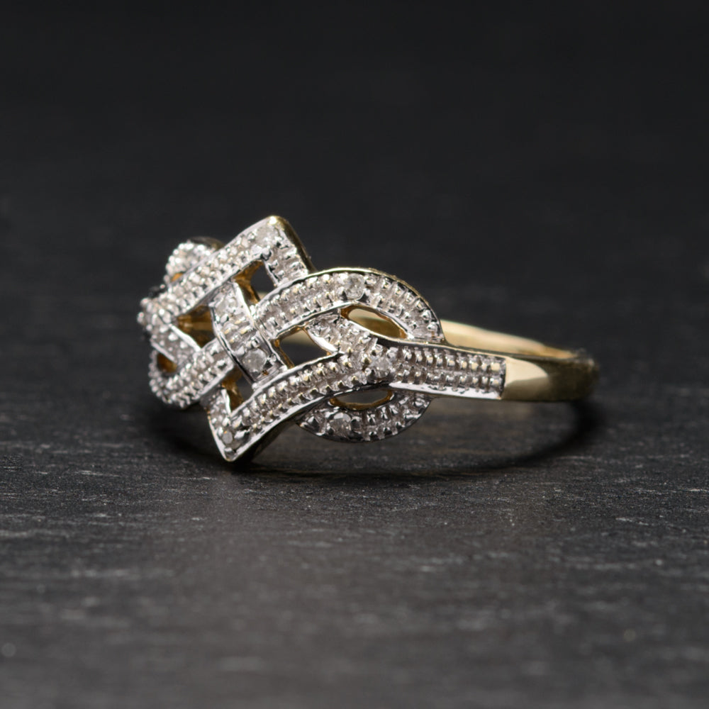 9ct Gold & Diamond Endless Knot Design Love/Promise Ring Sheffield Assay Size P (Code A757)