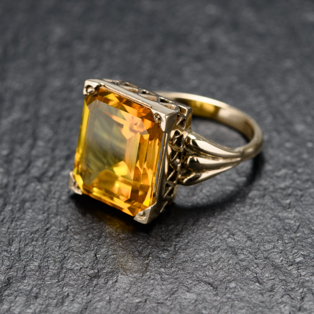 Vintage 9ct Gold & Gorgeous 12.5ct Orange Sapphire Emerald Cut Ring Size M (Code A763)