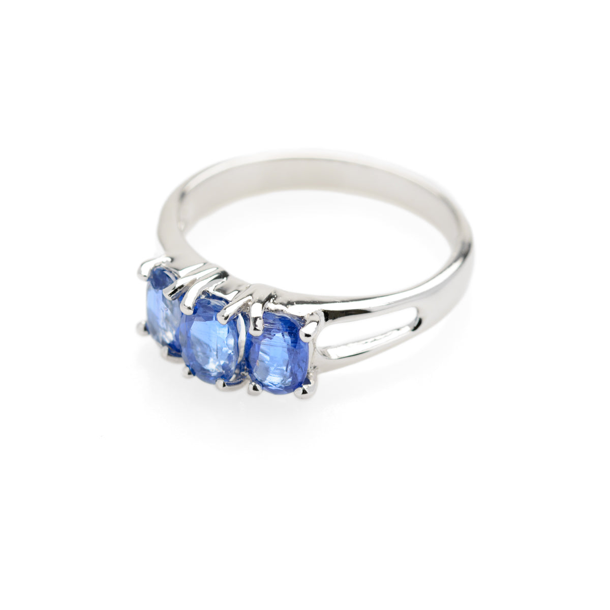 9ct White Gold & Natural Sapphire Trilogy Ladies Ring Birmingham Hallmark 2006 (Code A821)