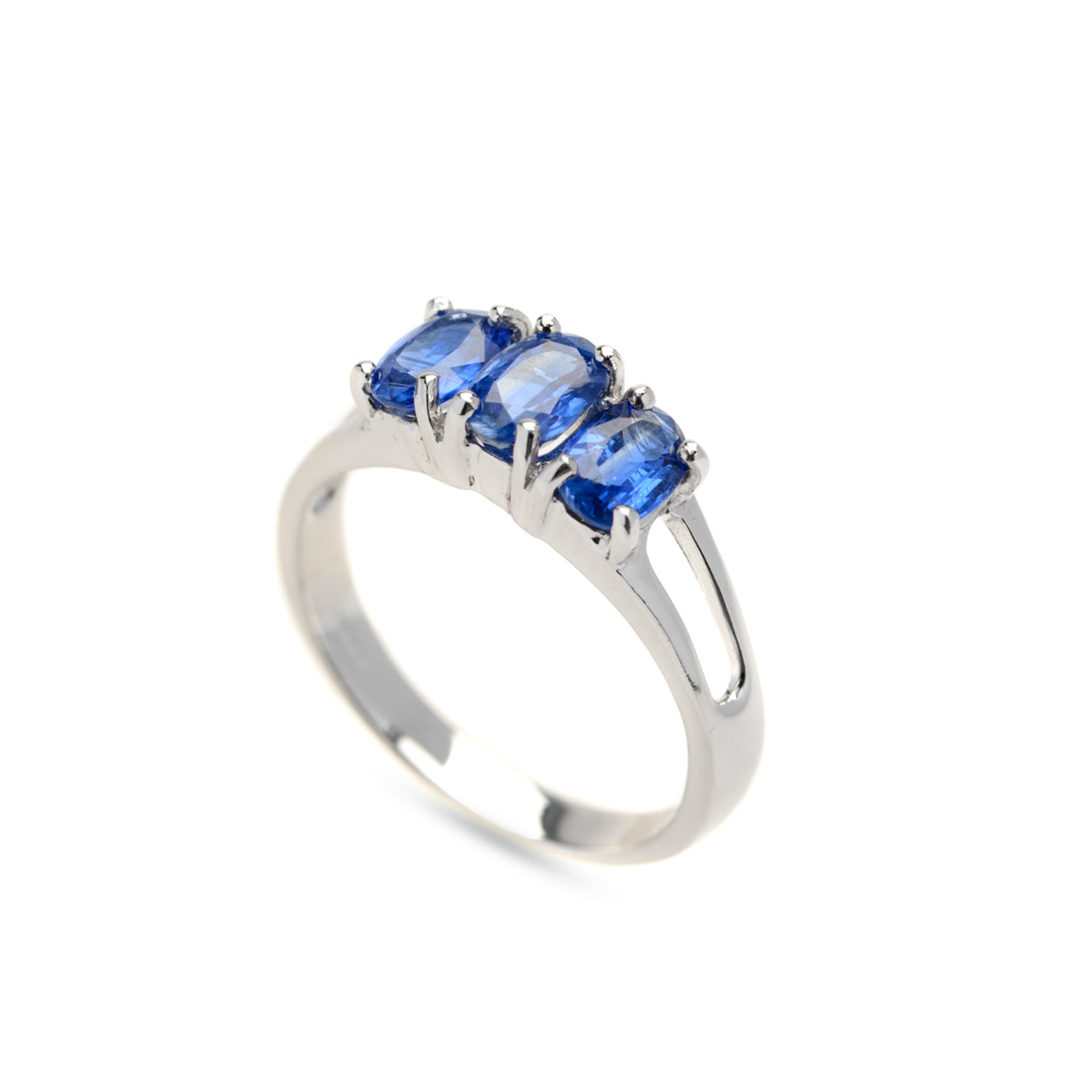 9ct White Gold & Natural Sapphire Trilogy Ladies Ring Birmingham Hallmark 2006 (Code A821)