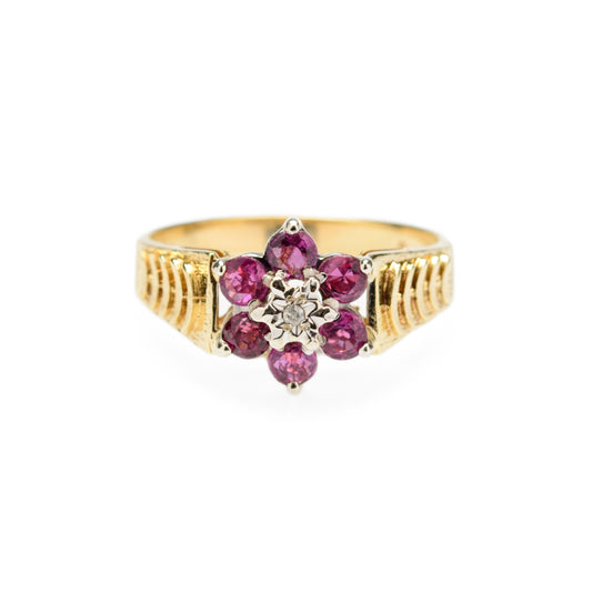 Vintage 9ct Gold Diamond & Ruby Cluster Engagement Ring Hallmarked 1976  (Code A920)