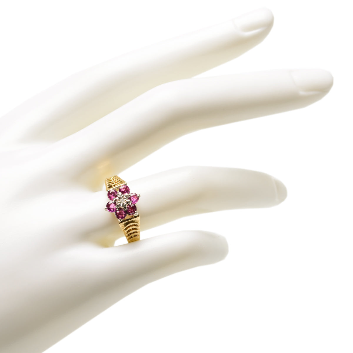 Vintage 9ct Gold Diamond & Ruby Cluster Engagement Ring Hallmarked 1976  (Code A920)