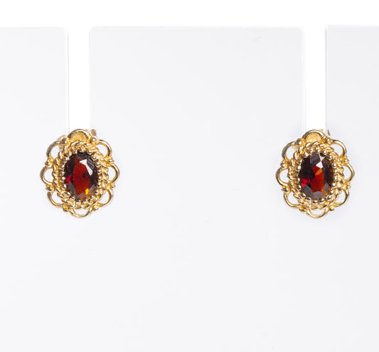 Pair Vintage 9ct Gold & Garnet Stud Earrings For Pierced Ears Hallmark Birmingham 1992 (Code A994)