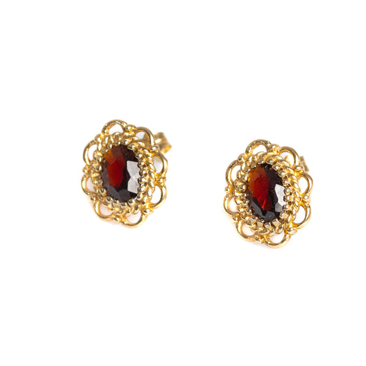 Pair Vintage 9ct Gold & Garnet Stud Earrings For Pierced Ears Hallmark Birmingham 1992 (Code A994)